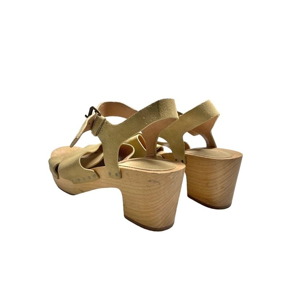 Madewell The Johanna Crisscross Clog Sandal in Suede - Picture 11 of 13